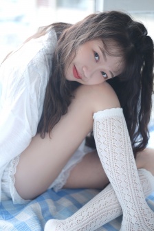 被老外添嫩苞添高潮NP电影